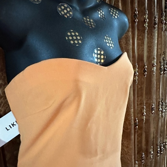 Likely Women's Laurens Dress
In Mandarin Sun Tangerine Barbie Core Strapless NWT - Picture 10 of 17